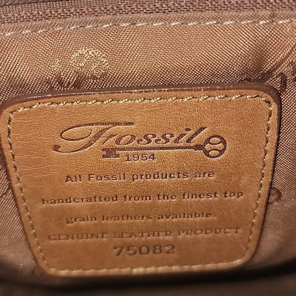 Fossil Messenger Leather Unisex Crossbody Bag - Picture 6 of 15